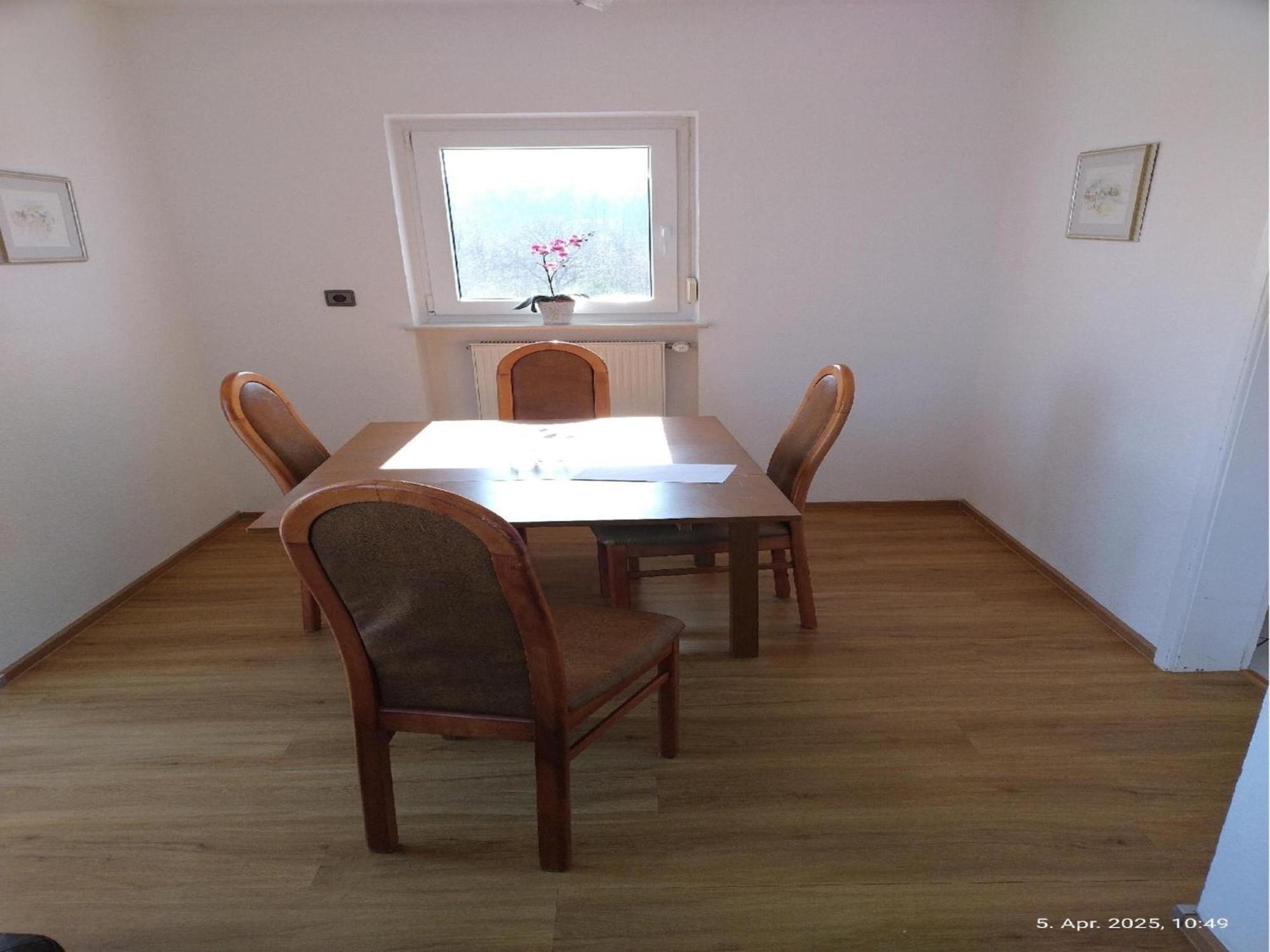 Peaceful Holiday Home In Rascheid Near Forest Geisfeld  ภายนอก รูปภาพ