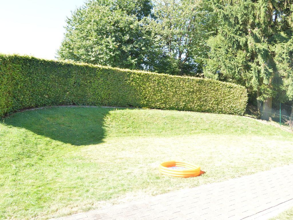 Peaceful Holiday Home In Rascheid Near Forest Geisfeld  ภายนอก รูปภาพ